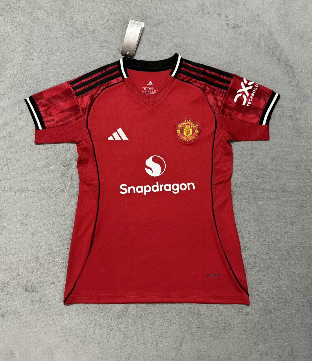 AAA Quality Manchester Utd Woman 25/26 Home Soccer Jersey